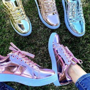 Mirror Metallic Lace Up Low Top Sneaker